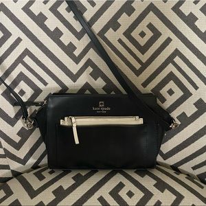 Black Small purse/clutch with straps